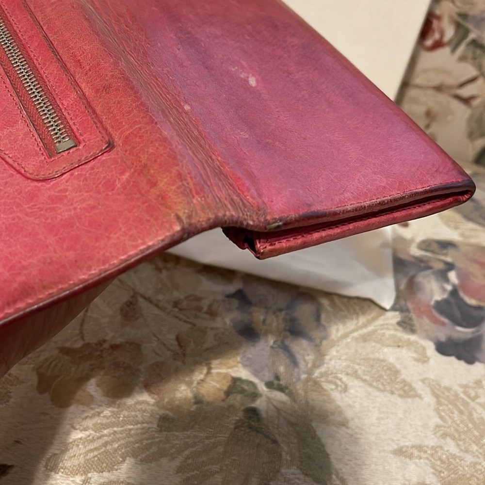 Authentic Balenciaga Wallet - Picture 5 of 17